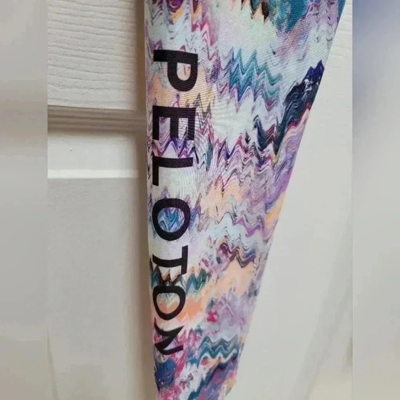 Peloton River Rock High Waist Colorful Leggings Size Medium - Picture 2 of 4